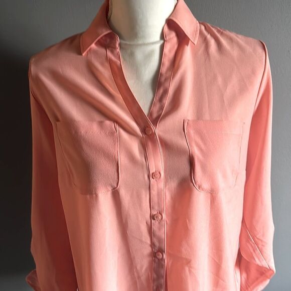 Talbots Petite Button Down Shirt! - Picture 2 of 11